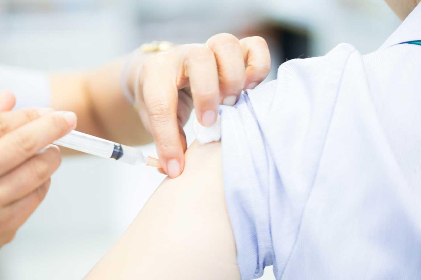Sağlık Bakanı Koca'dan "grip aşısı" ile ilgili açıklama